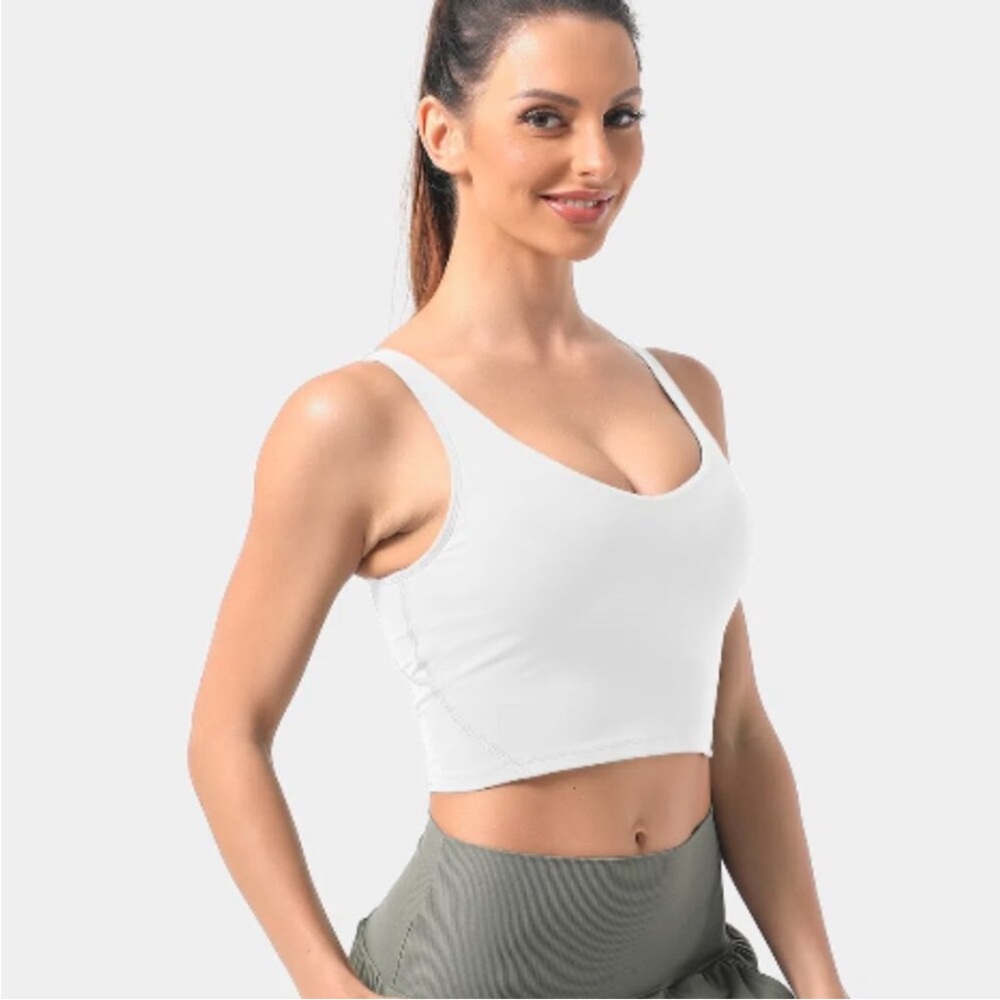 HALARA Softlyzero Plush Padded V Neck Cropped Yoga Tank Top